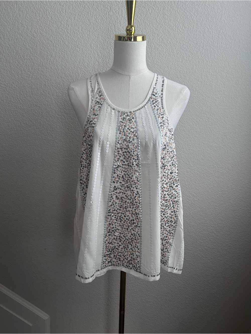 verty White Sequin-Embellished Sleeveless Tank Top